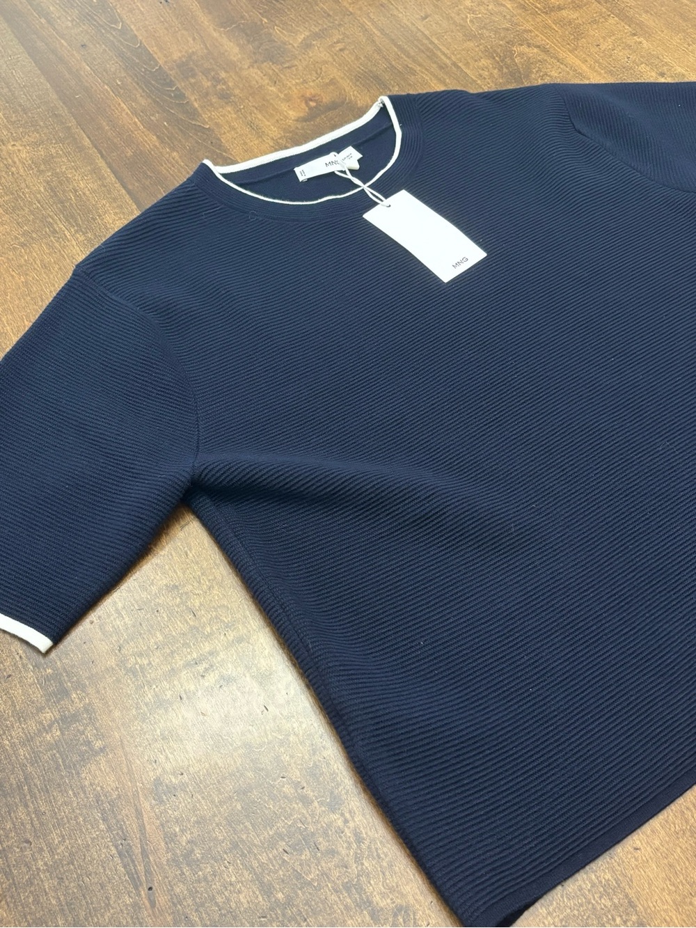 Mango Navy Short Sleeve Sweater Top Contrast Trim Size M NWT - Picture 15 of 16
